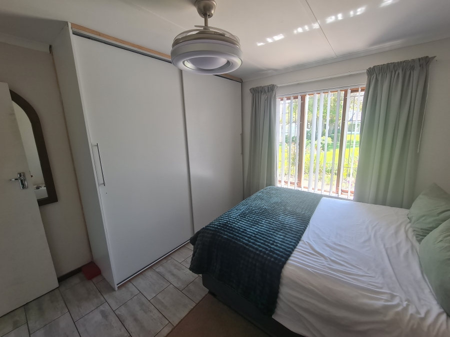 2 Bedroom Property for Sale in Paradise Beach Eastern Cape